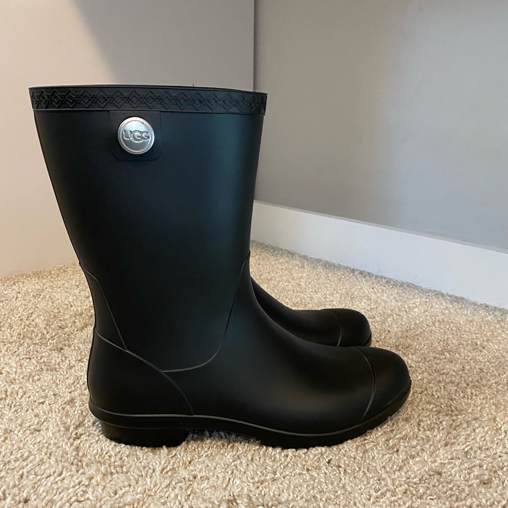 UGG rain boots